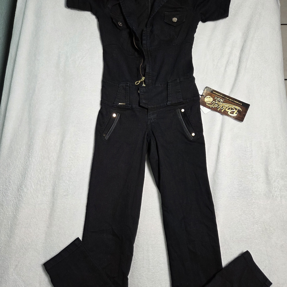 Elegant Black Zippered Jumpsuit